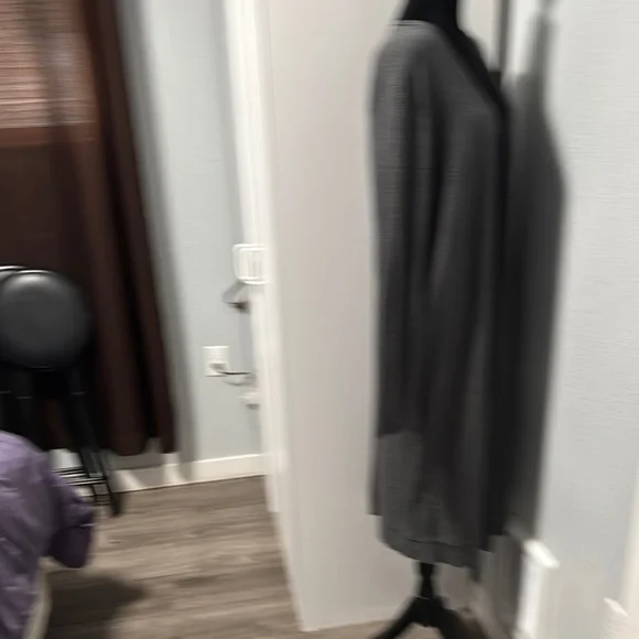 Charcoal Open-Front Women's Cardigan - Picture 2 of 5